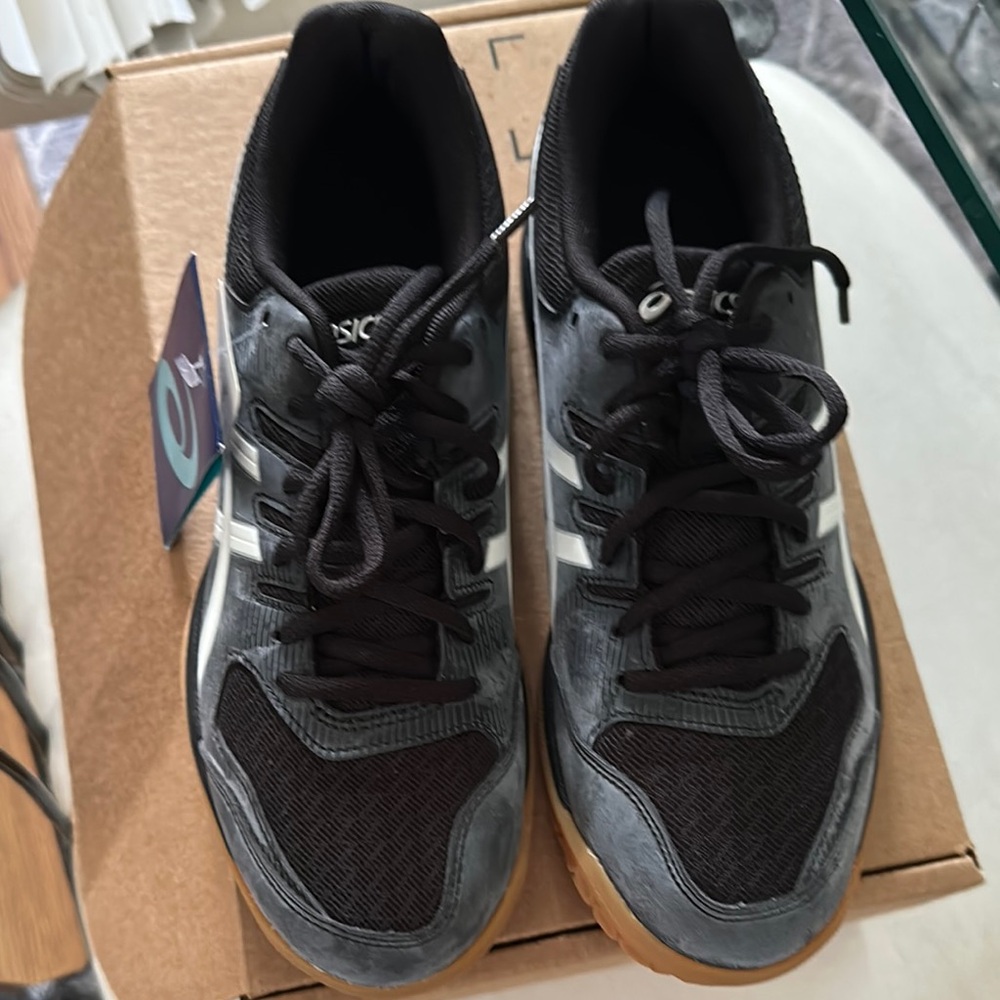 ASICS Black and Gray Running Shoes
